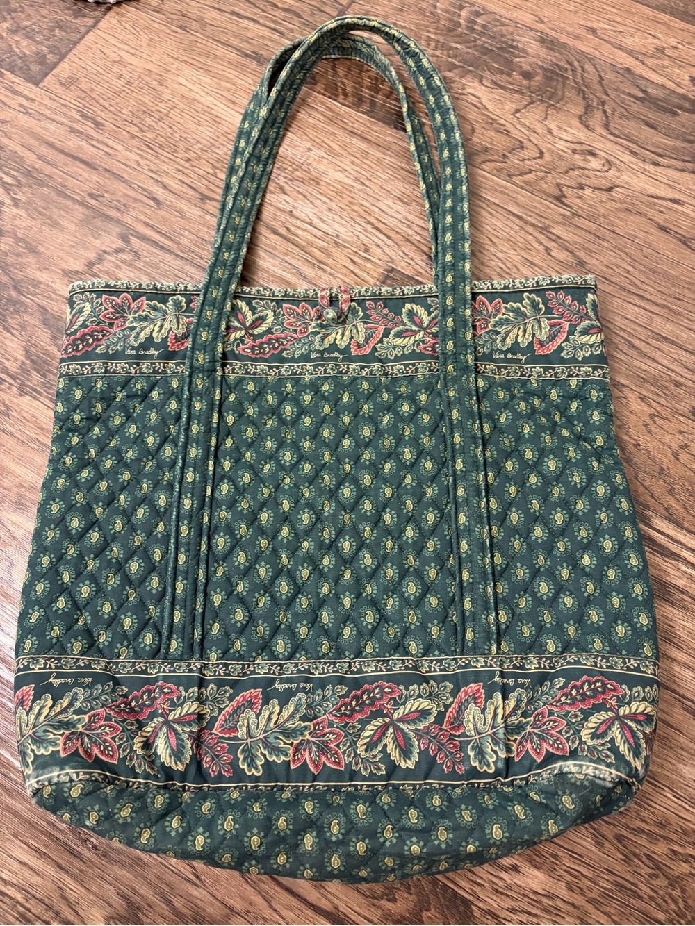 Retired Vera Bradley Green Quilted Floral Border Tote